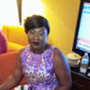 Meet your Posher, Mona